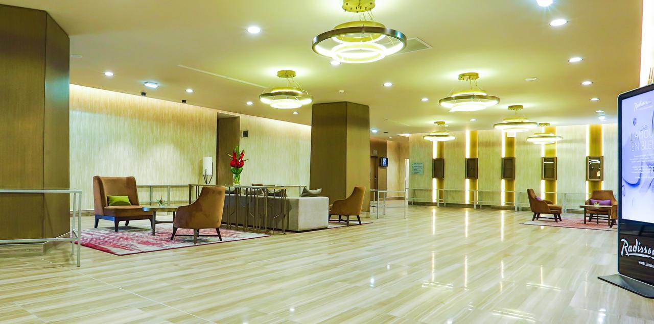 Radisson Blu Hotel, Abidjan Airport Exterior photo