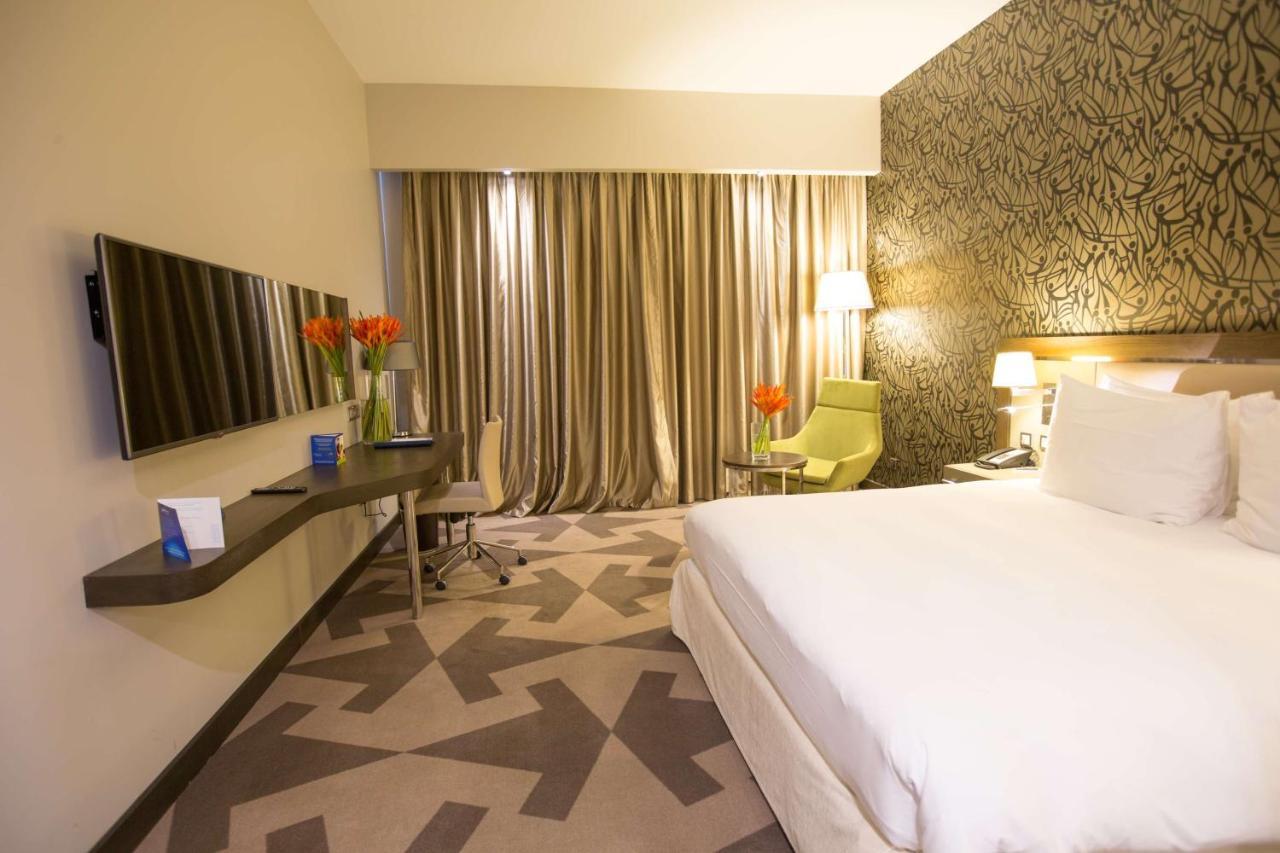 Radisson Blu Hotel, Abidjan Airport Exterior photo
